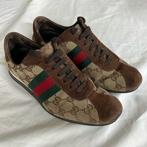 Gucci vintage shoes